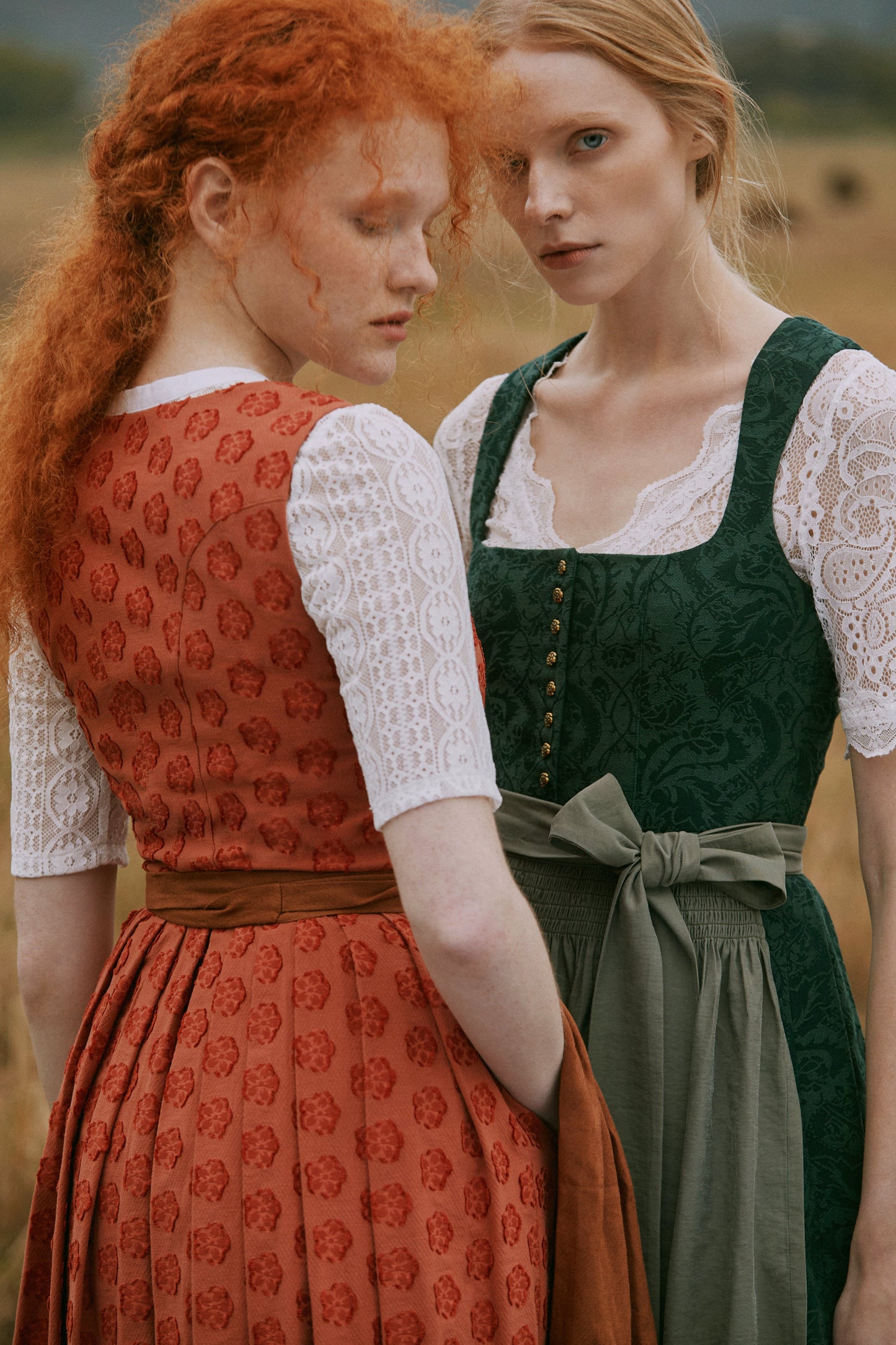 DIRNDL ROSALIE IN DUNKELGRÜN 6