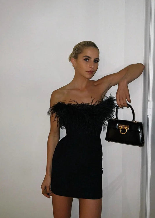 Kylie Elegantes Damen Minikleid - Zeitloses Design für feminine Looks