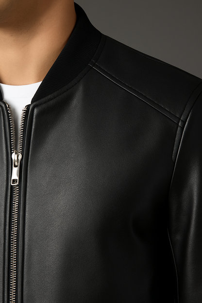 Herren Lederjacke in Schwarz – Klassischer Bomberstyle für jeden Anlass