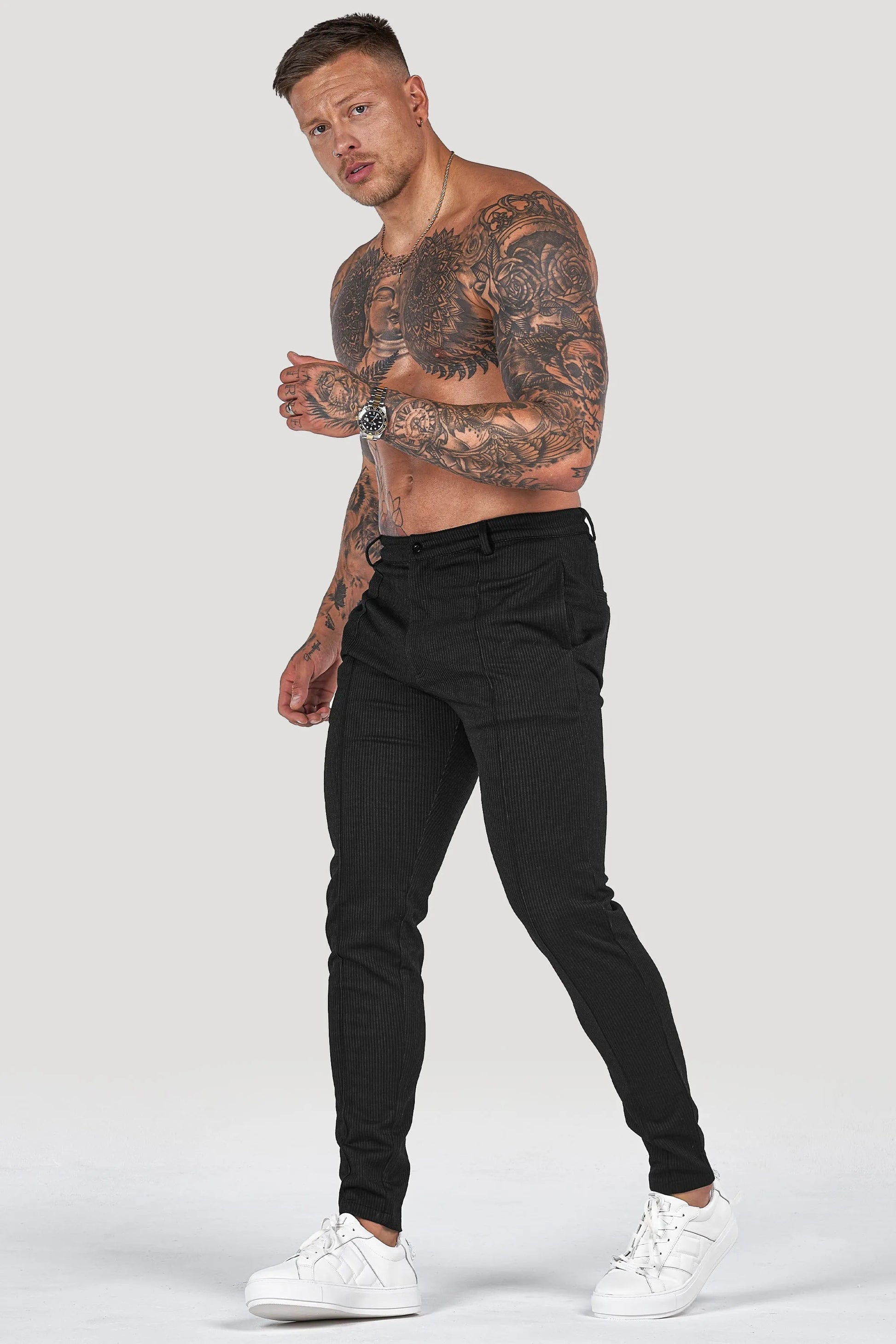 DIE AMARI HOSE 2.0 6