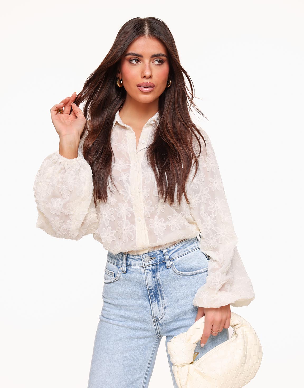 Transparente Damenbluse mit Blumenmuster – Elegante Chiffon Bluse in Creme