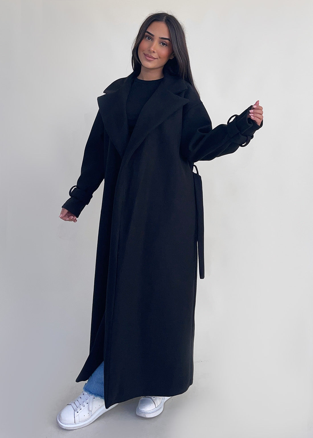 Langer Mantel mit Gürtel 0