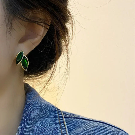 Larissa Emerald Leaf Ohrringe - Natürlicher & Eleganter Ohrschmuck für Damen