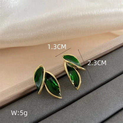 Larissa Emerald Leaf Ohrringe - Natürlicher & Eleganter Ohrschmuck für Damen