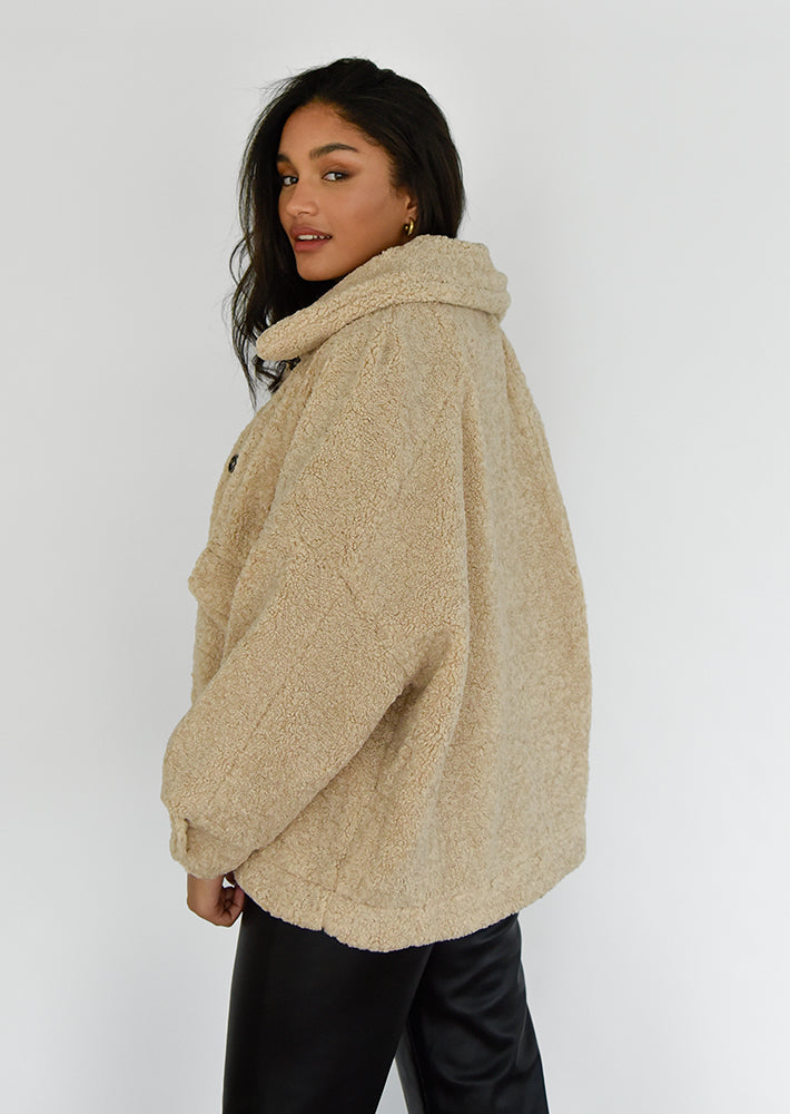 Oversize-Jacke aus Teddyfell in Beige 0