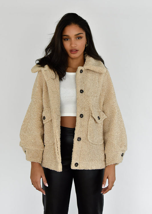 Oversize-Jacke aus Teddyfell in Beige 1