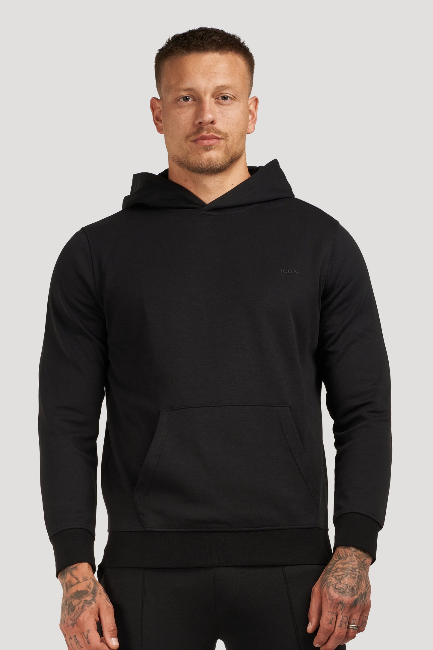 THE ATHLETIC HOODIE 0