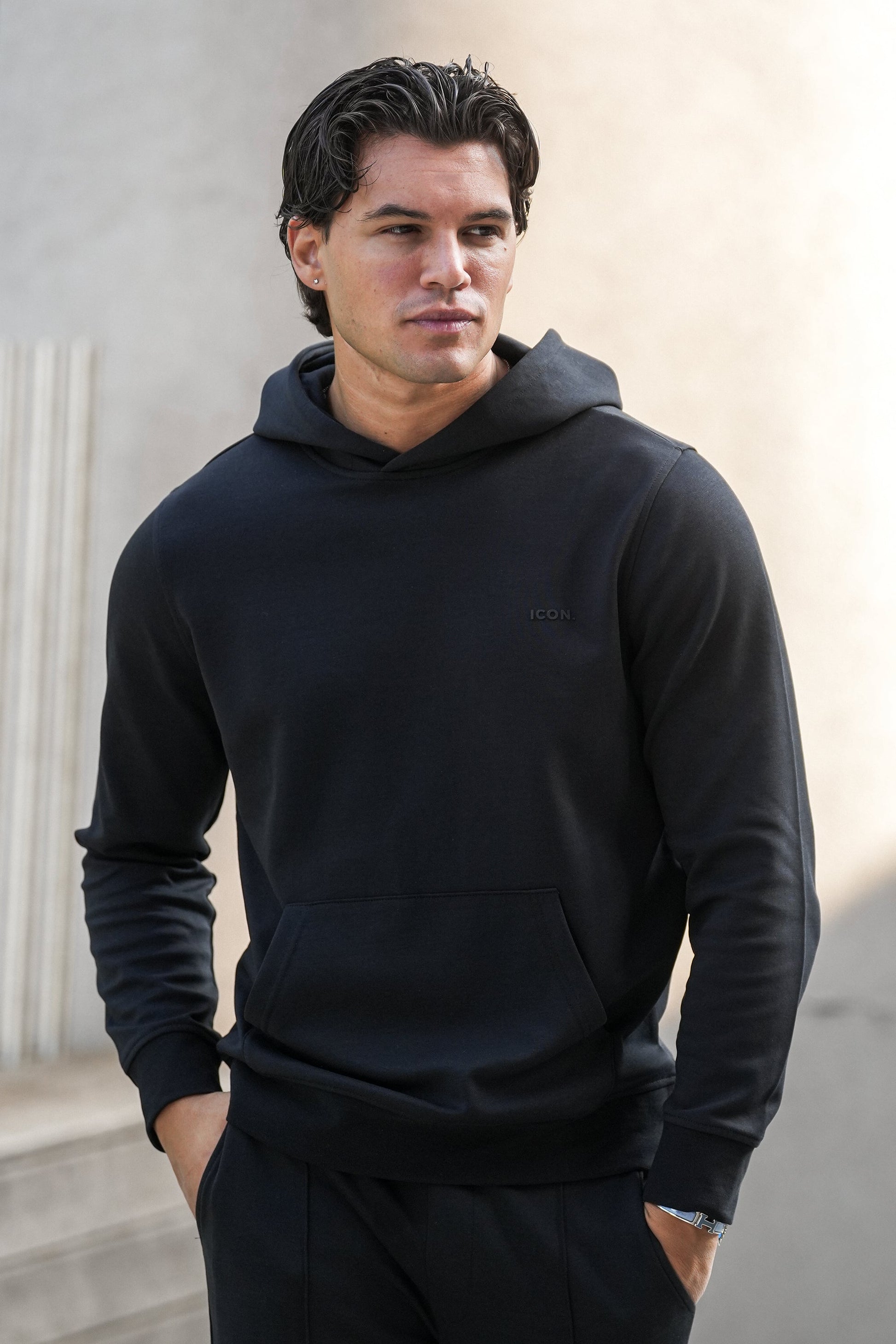 THE ATHLETIC HOODIE 1