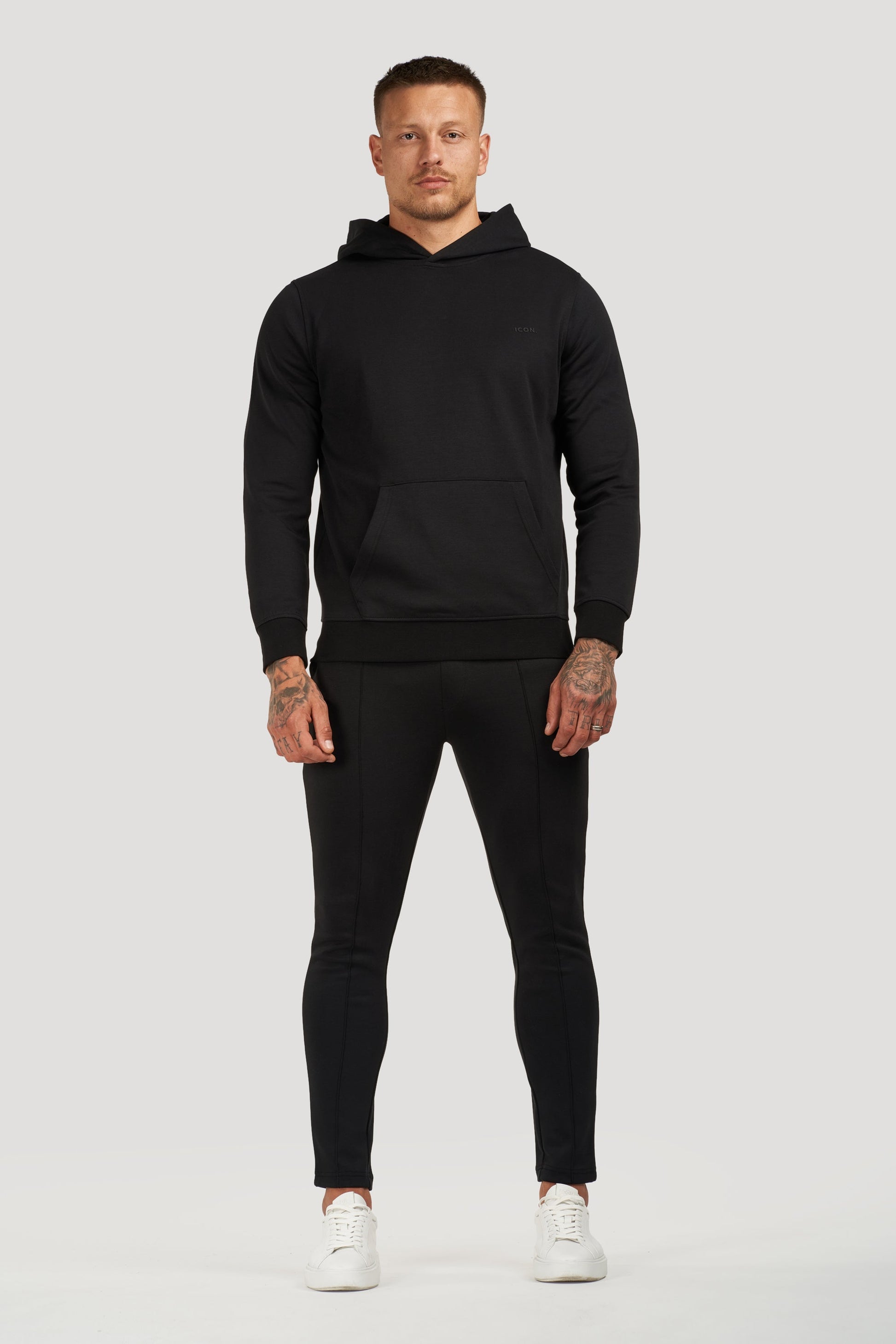 THE ATHLETIC HOODIE 2