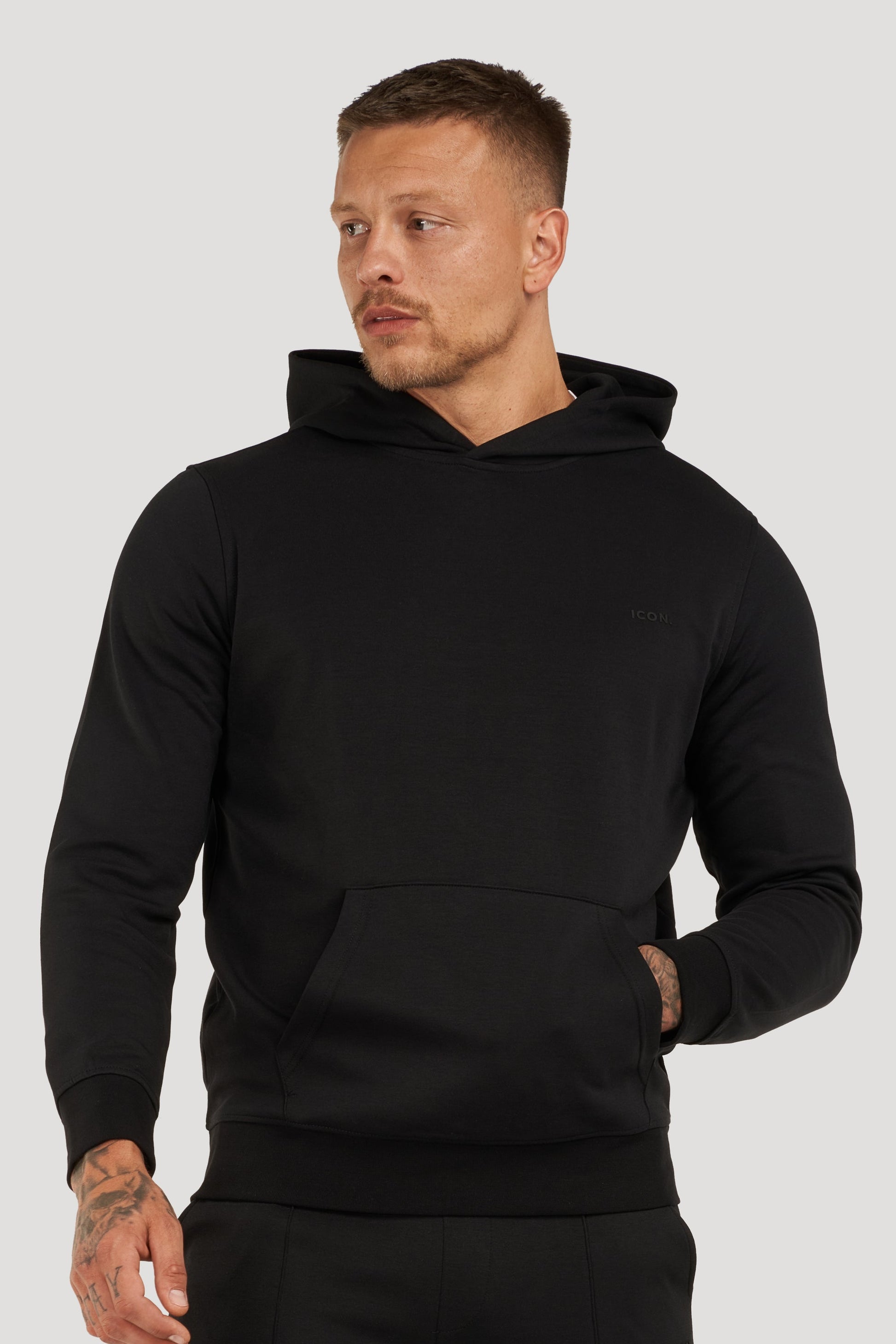 THE ATHLETIC HOODIE 3