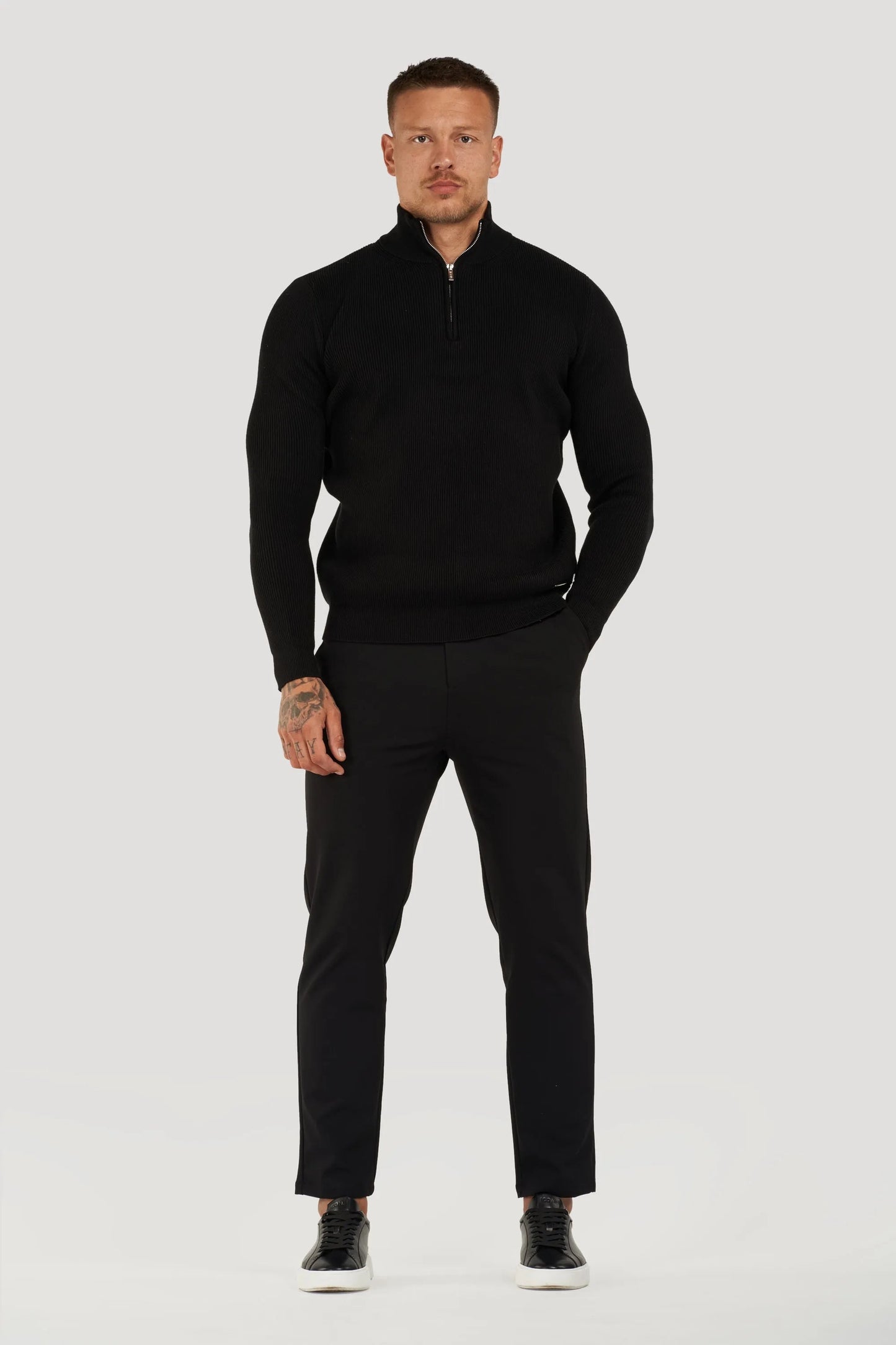 THE RENZO HALF ZIP SWEATER 4