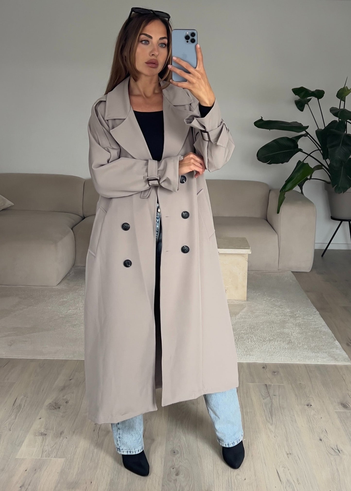 Trenchcoat 3