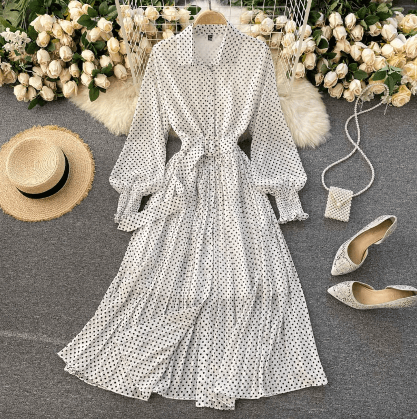 Kine Gepunktetes Kleid mit Gürtel für Sommer und Frühling